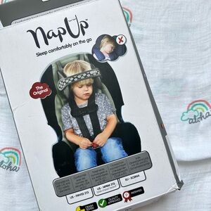 NapUp Child Car Seat Head Support - Black and Gray